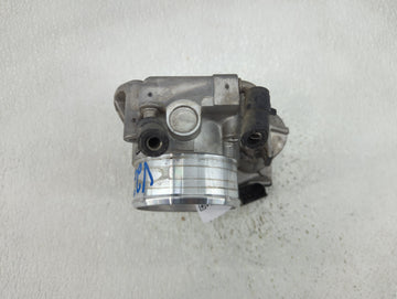 2011-2015 Kia Optima Throttle Body P/N:35100-2G700 90 4501 0001 Fits Fits 2011 2012 2013 2014 2015 2016 OEM Used Auto Parts