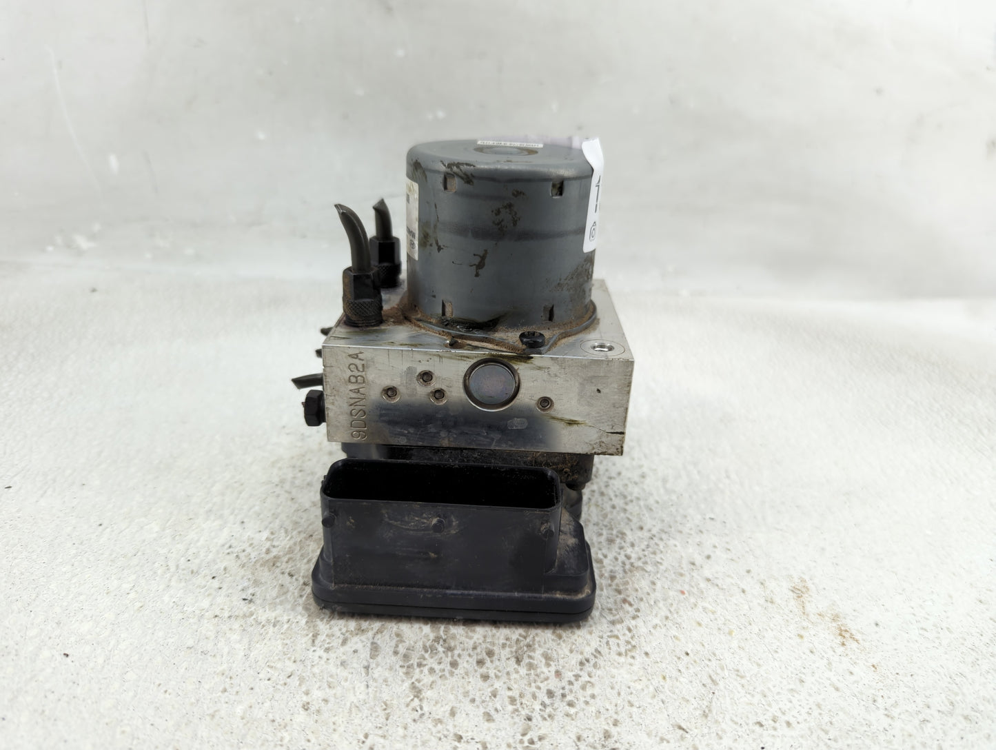 2014-2015 Kia Optima ABS Pump Control Module Replacement P/N:58920-2T870 BE60030902 Fits Fits 2014 2015 OEM Used Auto Parts 