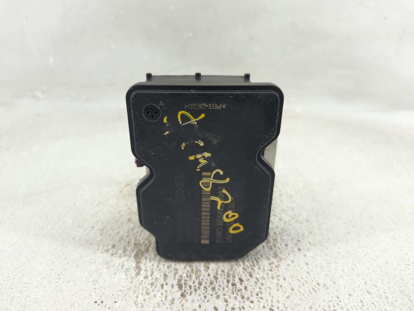 2014-2015 Kia Optima ABS Pump Control Module Replacement P/N:58920-2T870 Fits Fits 2014 2015 OEM Used Auto Parts - Oemusedau
