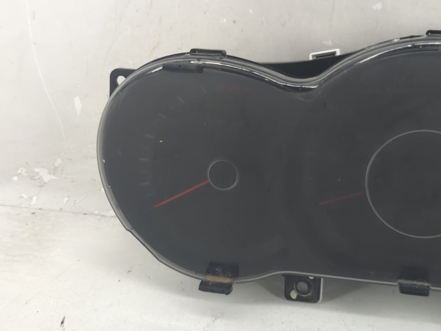 2014-2015 Kia Optima Instrument Cluster Speedometer Gauges P/N:94031-2T270 Fits Fits 2014 2015 OEM Used Auto Parts - Oemused