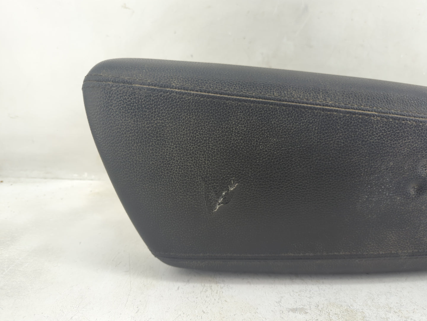 2015 Kia Optima Center Console Armrest Cover Lid Fits OEM Used Auto Parts - Oemusedautoparts1.com