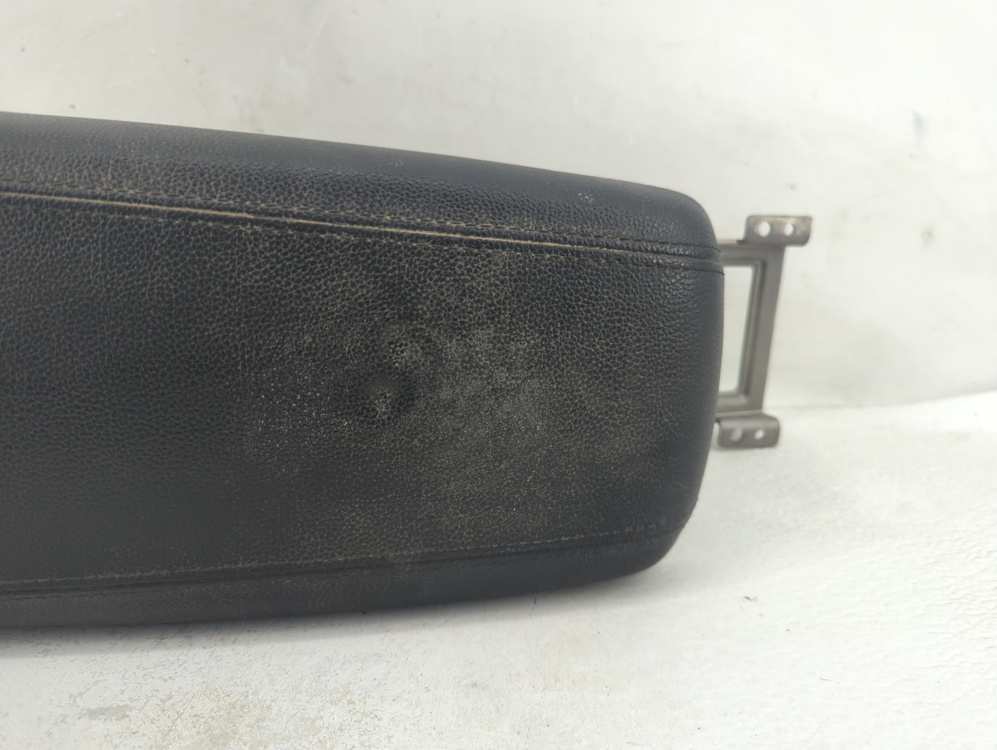 2015 Kia Optima Center Console Armrest Cover Lid Fits OEM Used Auto Parts - Oemusedautoparts1.com