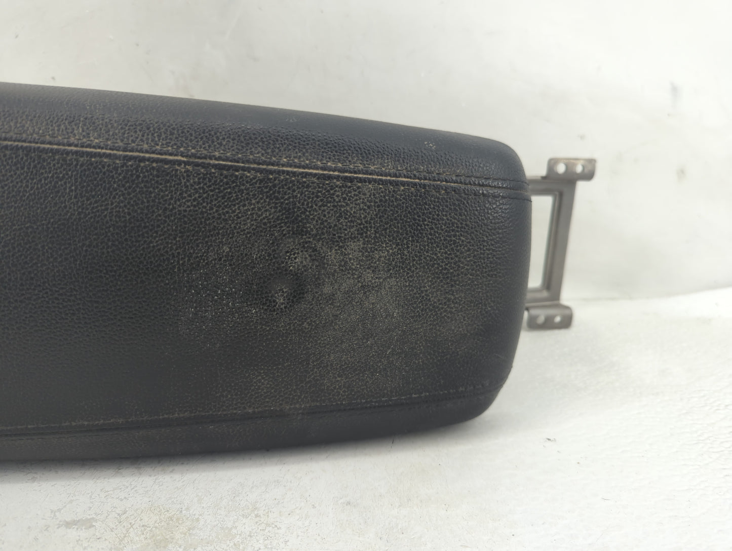 2015 Kia Optima Center Console Armrest Cover Lid Fits OEM Used Auto Parts - Oemusedautoparts1.com