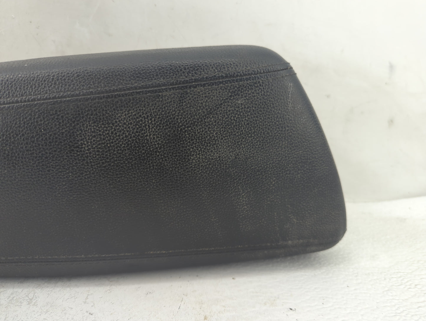 2015 Kia Optima Center Console Armrest Cover Lid Fits OEM Used Auto Parts - Oemusedautoparts1.com
