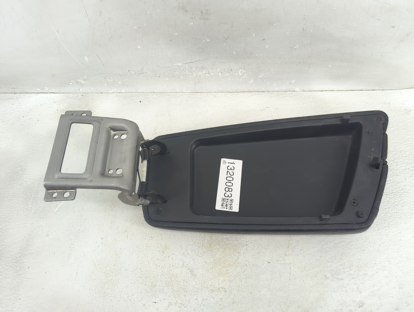 2015 Kia Optima Center Console Armrest Cover Lid Fits OEM Used Auto Parts - Oemusedautoparts1.com