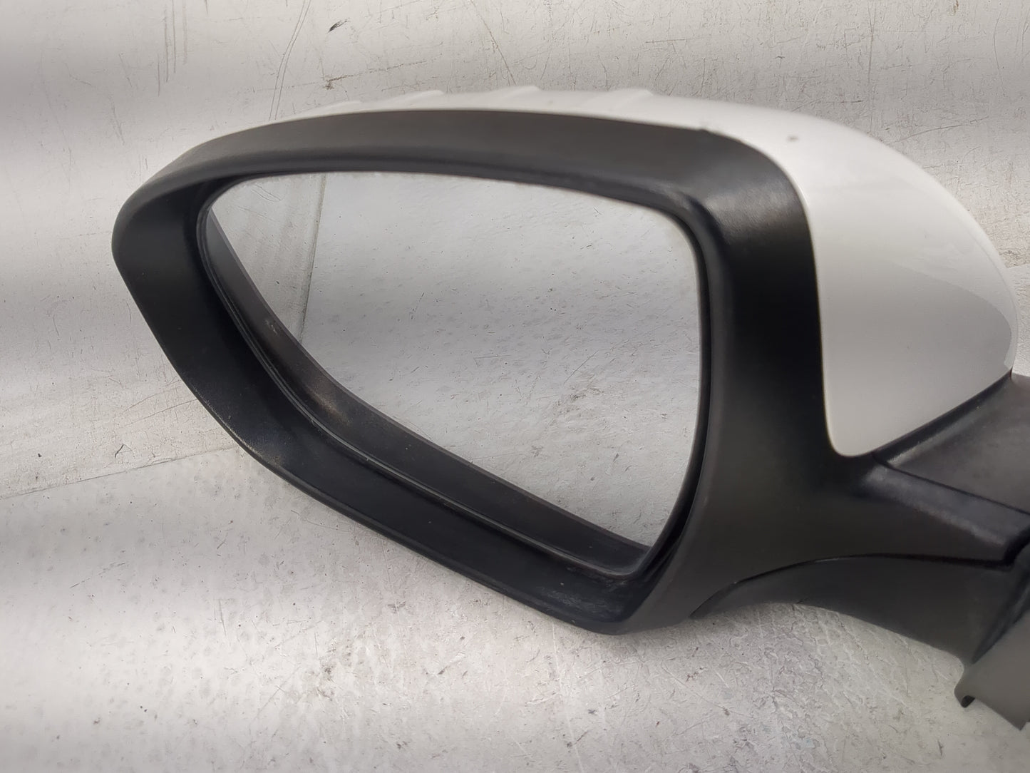2014-2016 Kia Optima Driver Side View Mirror - Left Door Mirror OEM Used - Oemusedautoparts1.com