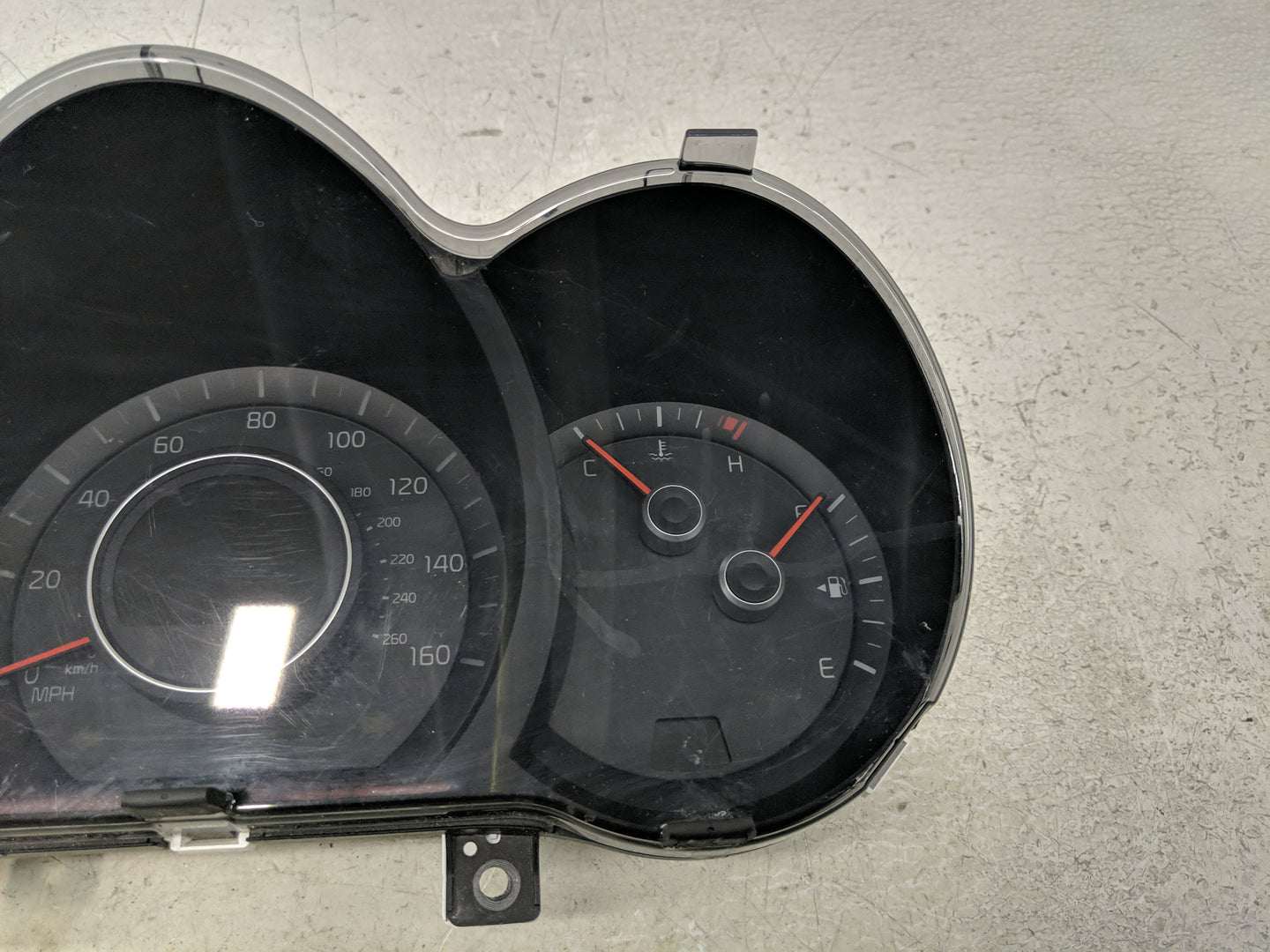 2014-2015 Kia Optima Instrument Cluster Speedometer Gauges Fits Fits 2014 2015 OEM Used Auto Parts - Oemusedautoparts1.com