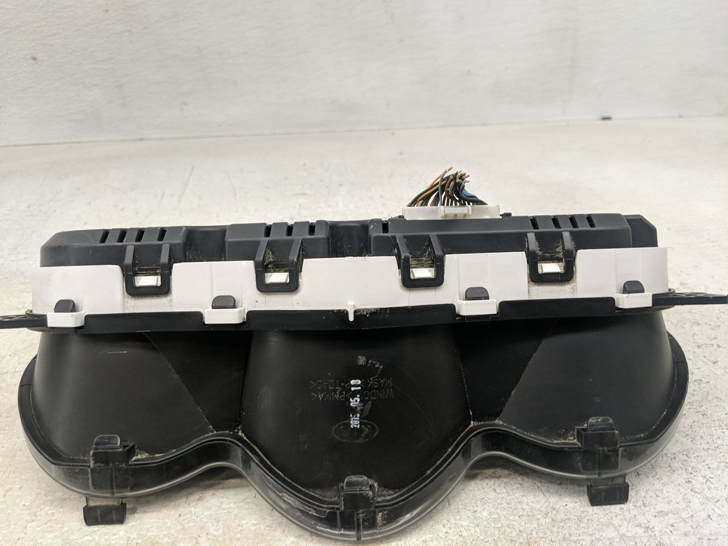 2014-2015 Kia Optima Instrument Cluster Speedometer Gauges P/N:94031-2T270 Fits Fits 2014 2015 OEM Used Auto Parts - Oemused