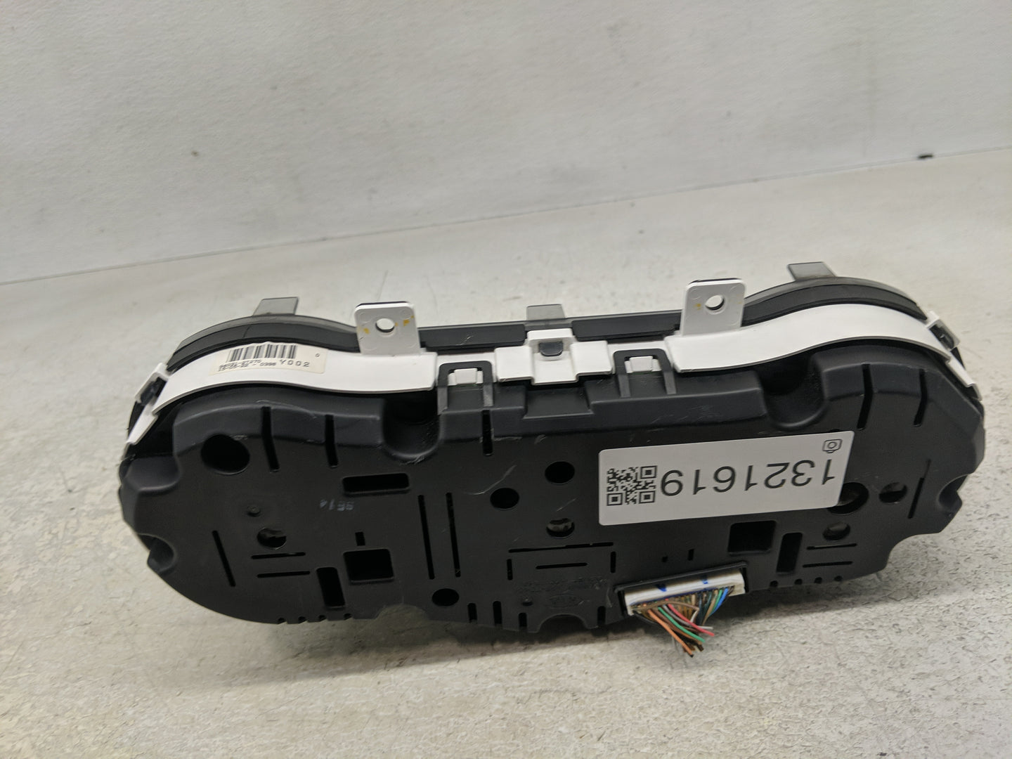 2014-2015 Kia Optima Instrument Cluster Speedometer Gauges P/N:94031-2T270 Fits Fits 2014 2015 OEM Used Auto Parts - Oemused
