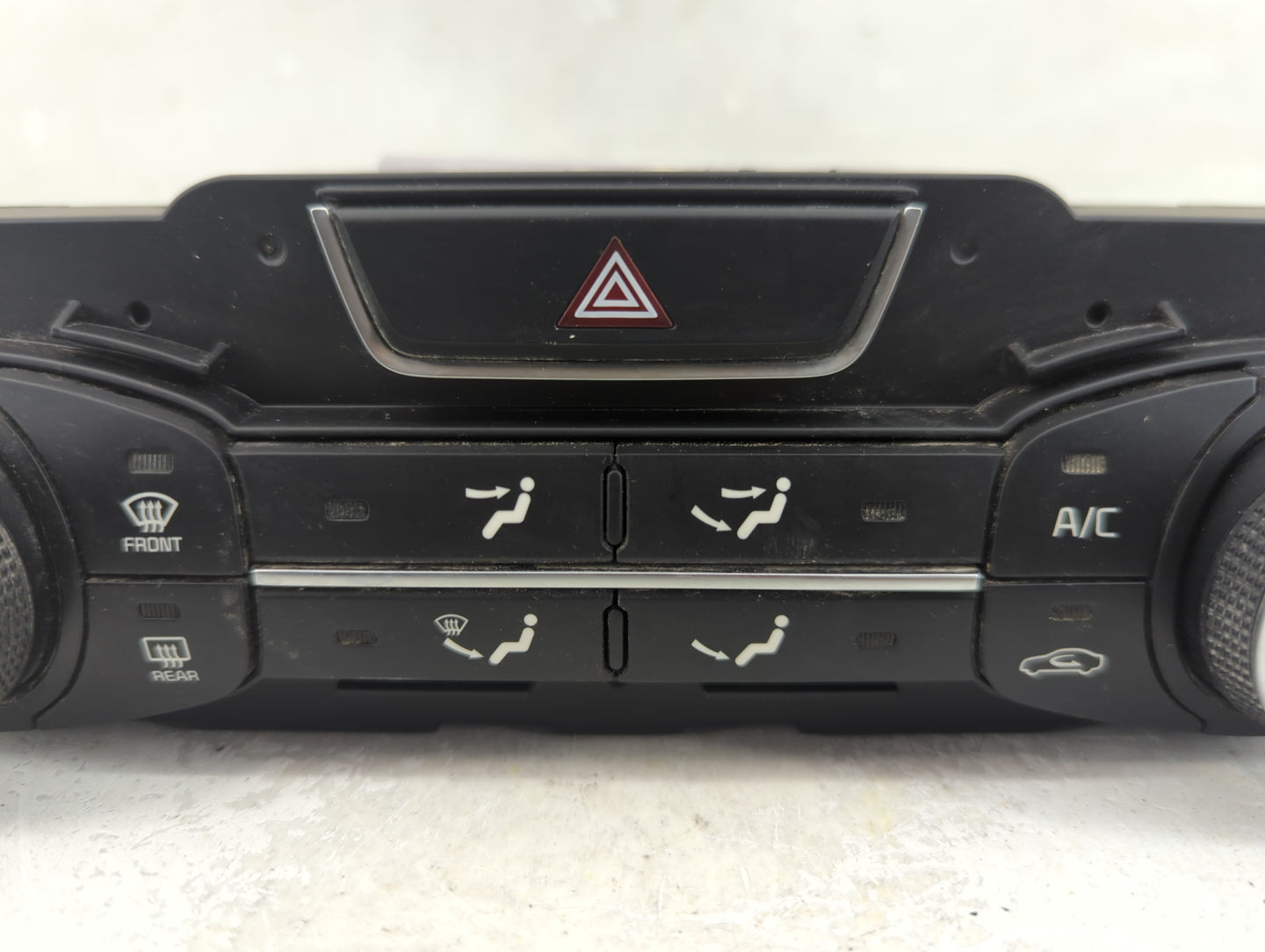 2014-2015 Kia Optima Climate Control Module Temperature AC/Heater Replacement P/N:97250-2TLE0 Fits Fits 2014 2015 OEM Used A