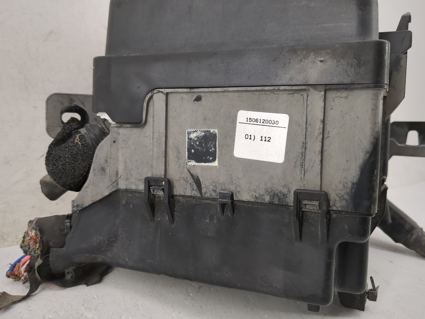 2014-2015 Kia Optima Fusebox Fuse Box Panel Relay Module P/N:914304C600QA Fits Fits 2014 2015 OEM Used Auto Parts - Oemuseda