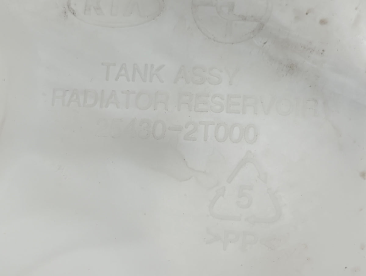 2011-2016 Kia Optima Radiator Coolant Overflow Expansion Tank Bottle 1369106 - Oemusedautoparts1.com