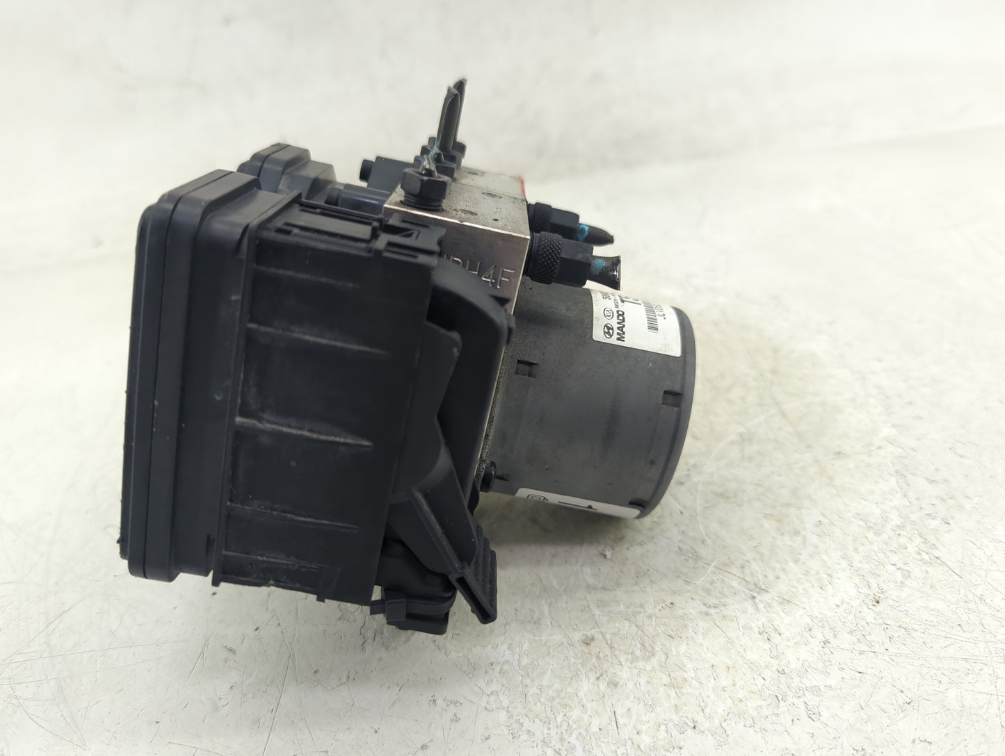 2014-2015 Kia Optima ABS Pump Control Module Replacement P/N:BE6003O902 Fits Fits 2014 2015 OEM Used Auto Parts - Oemusedaut