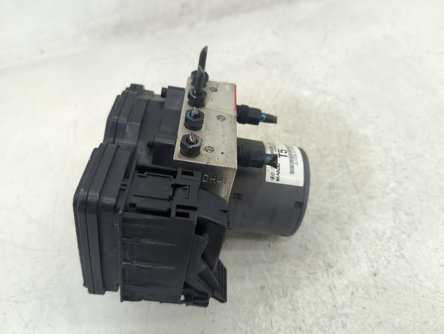 2014-2015 Kia Optima ABS Pump Control Module Replacement P/N:BE6003O902 Fits Fits 2014 2015 OEM Used Auto Parts - Oemusedaut