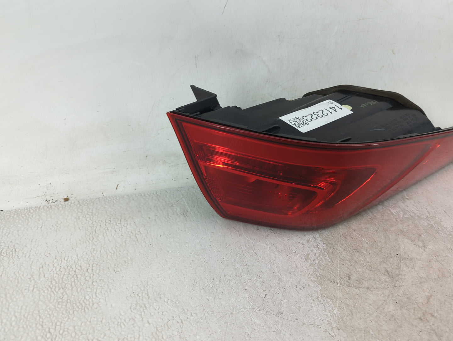 2014-2015 Kia Optima Tail Light Assembly Driver Left OEM Fits Fits 2014 2015 OEM Used Auto Parts - Oemusedautoparts1.com