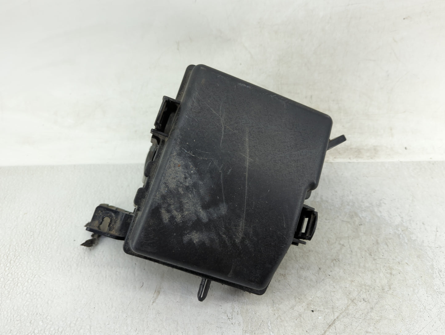2014-2015 Kia Optima Fusebox Fuse Box Panel Relay Module P/N:91260-2T100 Fits Fits 2014 2015 OEM Used Auto Parts - Oemusedau