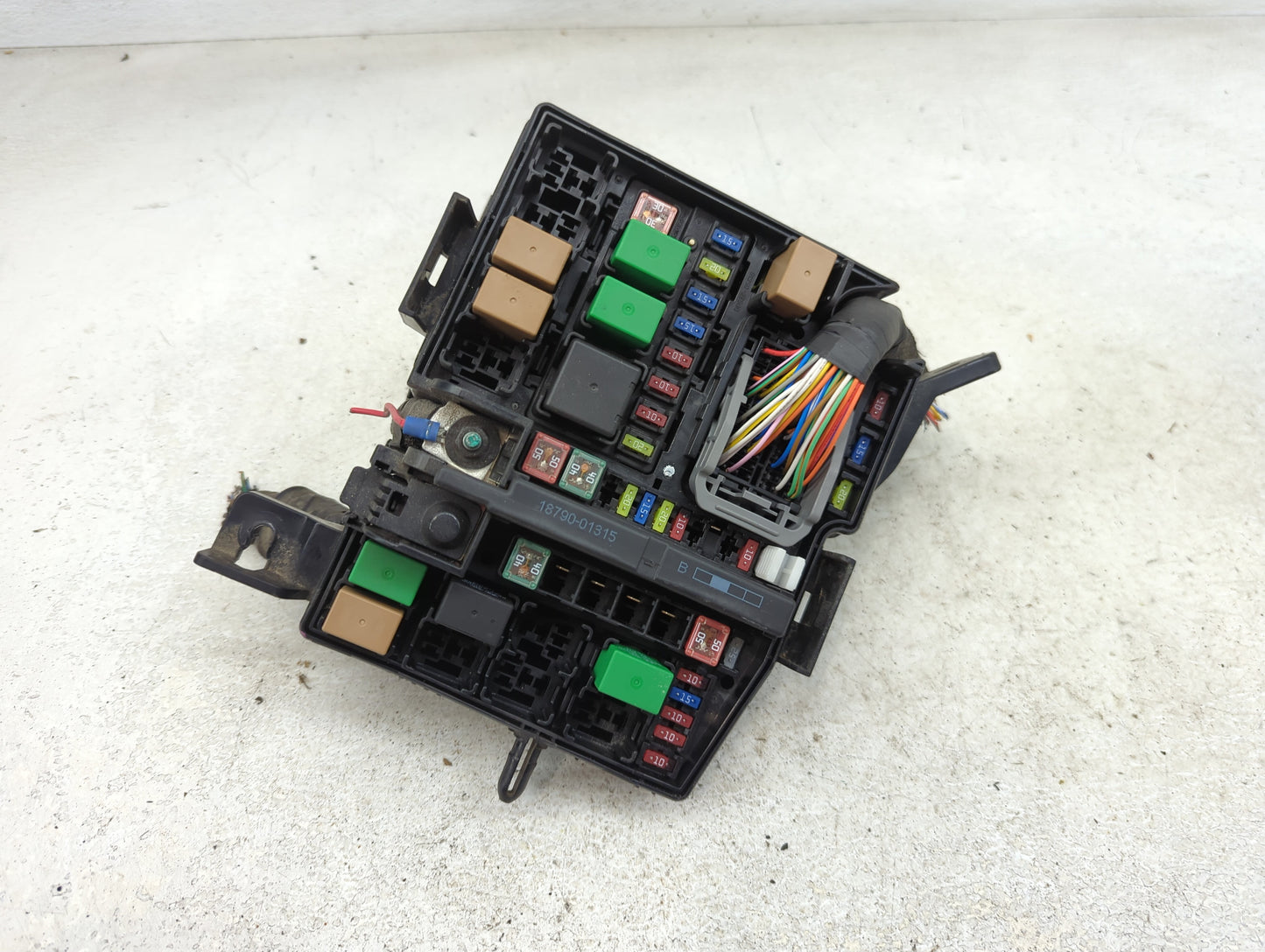 2014-2015 Kia Optima Fusebox Fuse Box Panel Relay Module P/N:91955-2T730 Fits Fits 2014 2015 OEM Used Auto Parts - Oemusedau