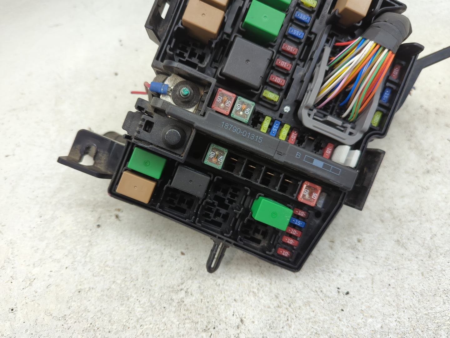 2014-2015 Kia Optima Fusebox Fuse Box Panel Relay Module P/N:91955-2T730 Fits Fits 2014 2015 OEM Used Auto Parts - Oemusedau
