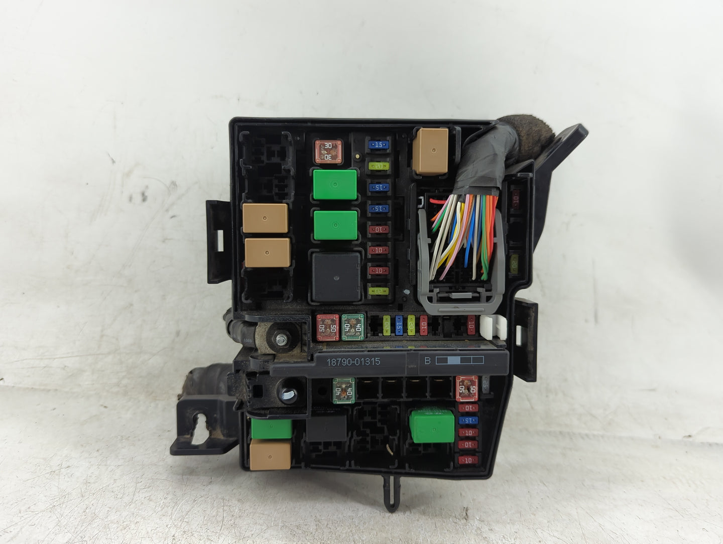 2014-2015 Kia Optima Fusebox Fuse Box Panel Relay Module P/N:91260-2T100 Fits Fits 2014 2015 OEM Used Auto Parts - Oemusedau