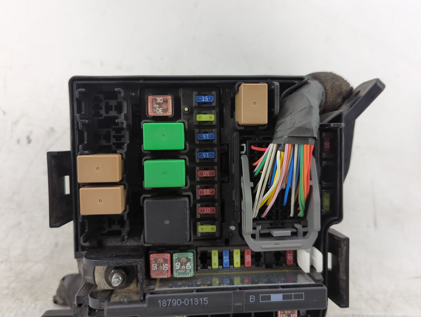 2014-2015 Kia Optima Fusebox Fuse Box Panel Relay Module P/N:91260-2T100 Fits Fits 2014 2015 OEM Used Auto Parts - Oemusedau