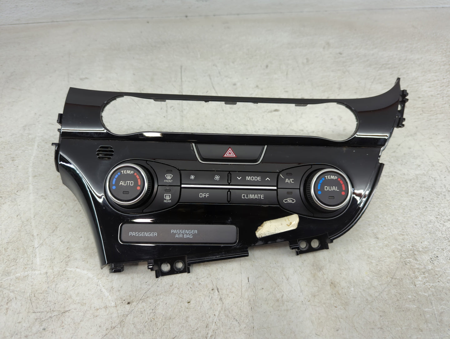 2014-2015 Kia Optima Climate Control Module Temperature AC/Heater Replacement P/N:97250-4UXXX 97250-2TXXX Fits Fits 2014 201