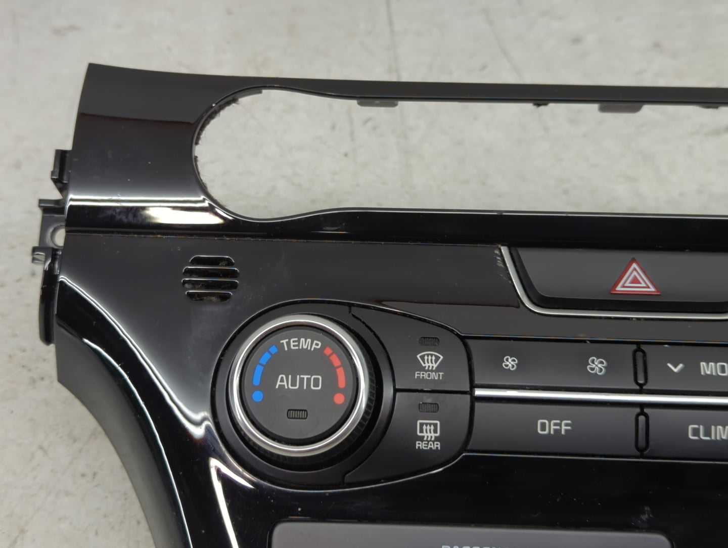 2014-2015 Kia Optima Climate Control Module Temperature AC/Heater Replacement P/N:97250-4UXXX 97250-2TXXX Fits Fits 2014 201