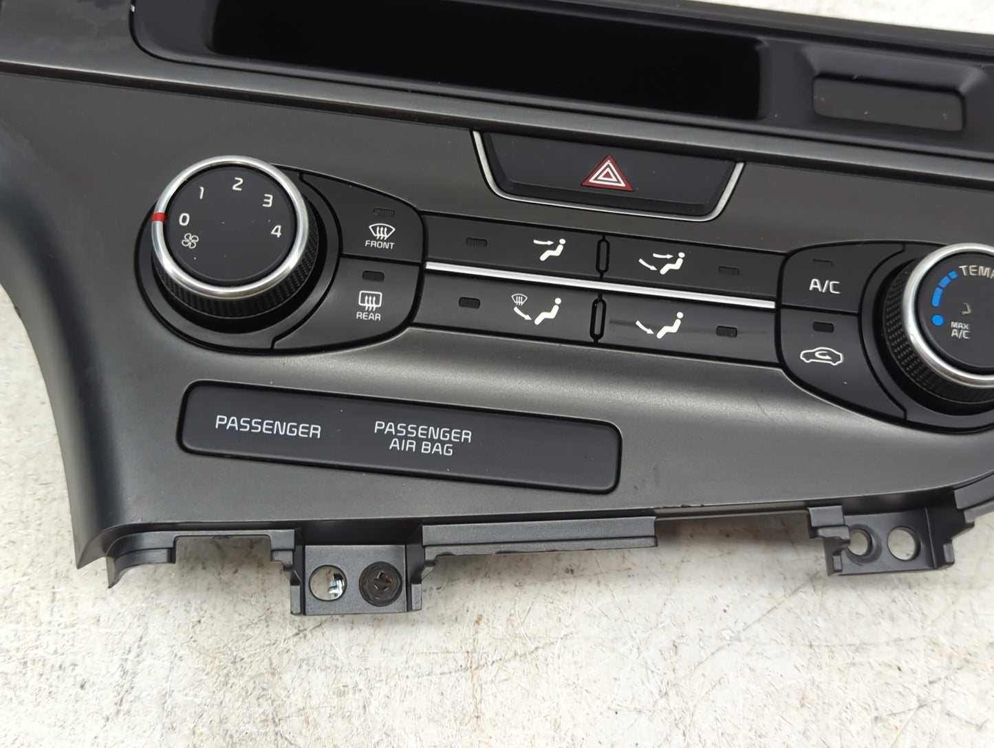 2014-2015 Kia Optima Climate Control Module Temperature AC/Heater Replacement P/N:97250-2TLE0 Fits Fits 2014 2015 OEM Used A