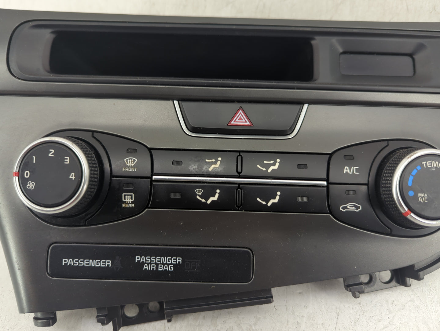 2014-2015 Kia Optima Ac Heater Climate Control 97250-2txxx, 95930-2t050 - Oemusedautoparts1.com