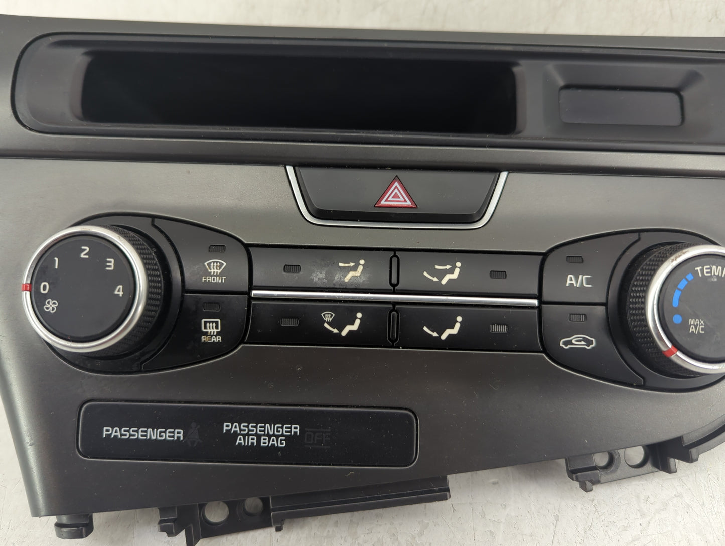 2014-2015 Kia Optima Ac Heater Climate Control 97250-2txxx, 95930-2t050 - Oemusedautoparts1.com