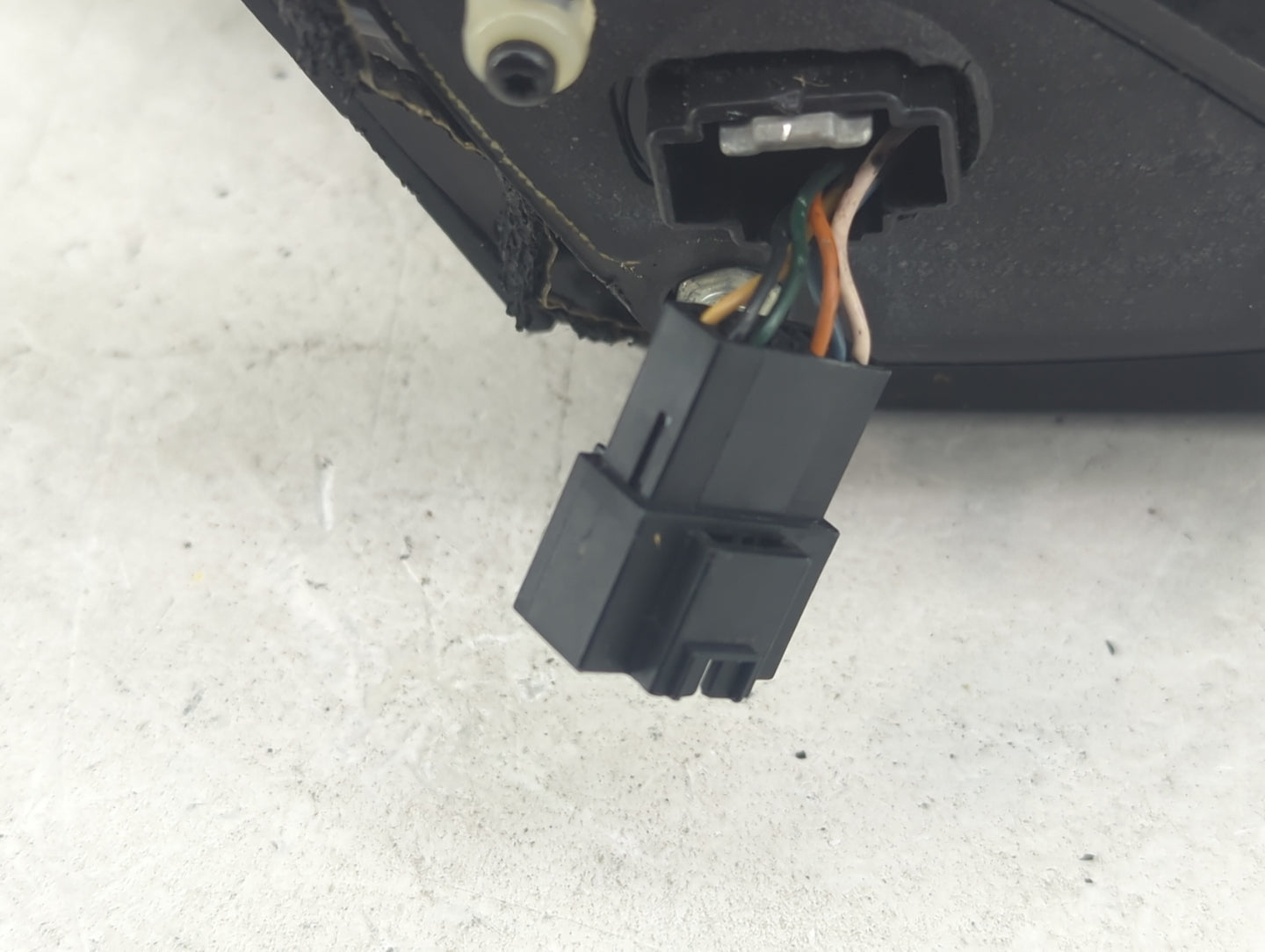 2014-2015 Kia Optima Driver Side View Mirror - Left Door Mirror OEM Used - Oemusedautoparts1.com