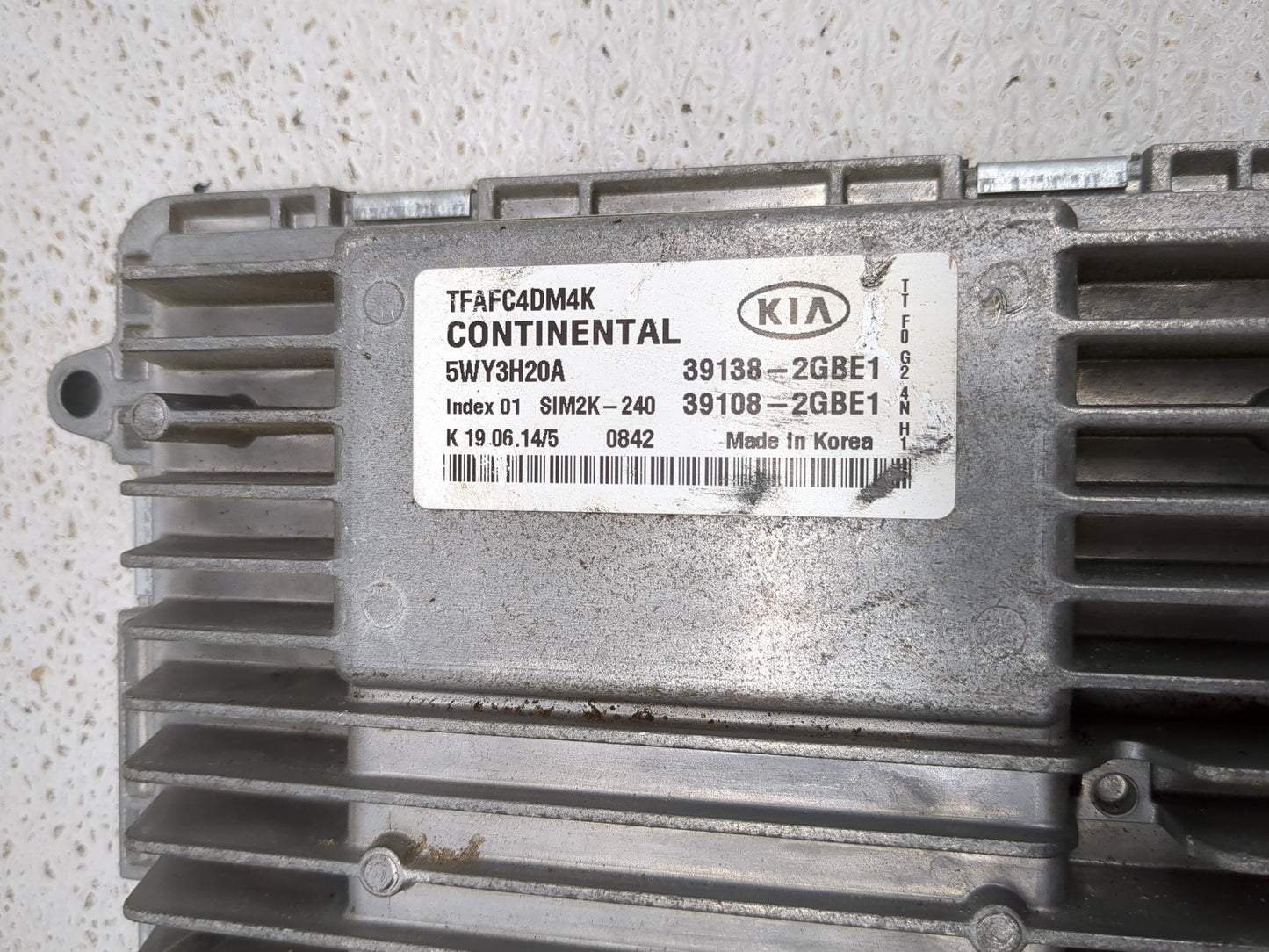 2015 Kia Optima PCM Engine Control Computer ECU ECM PCU OEM P/N:39138-2GBE1 Fits OEM Used Auto Parts - Oemusedautoparts1.com