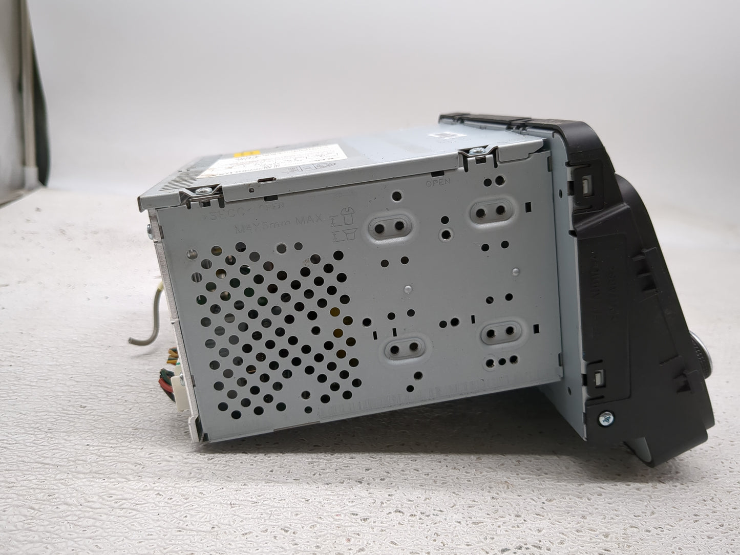 2014-2016 Kia Optima Radio AM FM Cd Player Receiver Replacement P/N:96170-2TBA0CA Fits Fits 2014 2015 2016 OEM Used Auto Par
