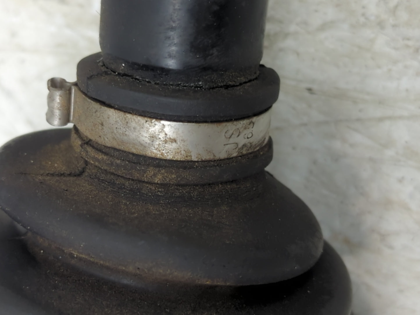 2014-2015 Kia Optima Axle Shaft Front Passenger Cv C/v - Oemusedautoparts1.com