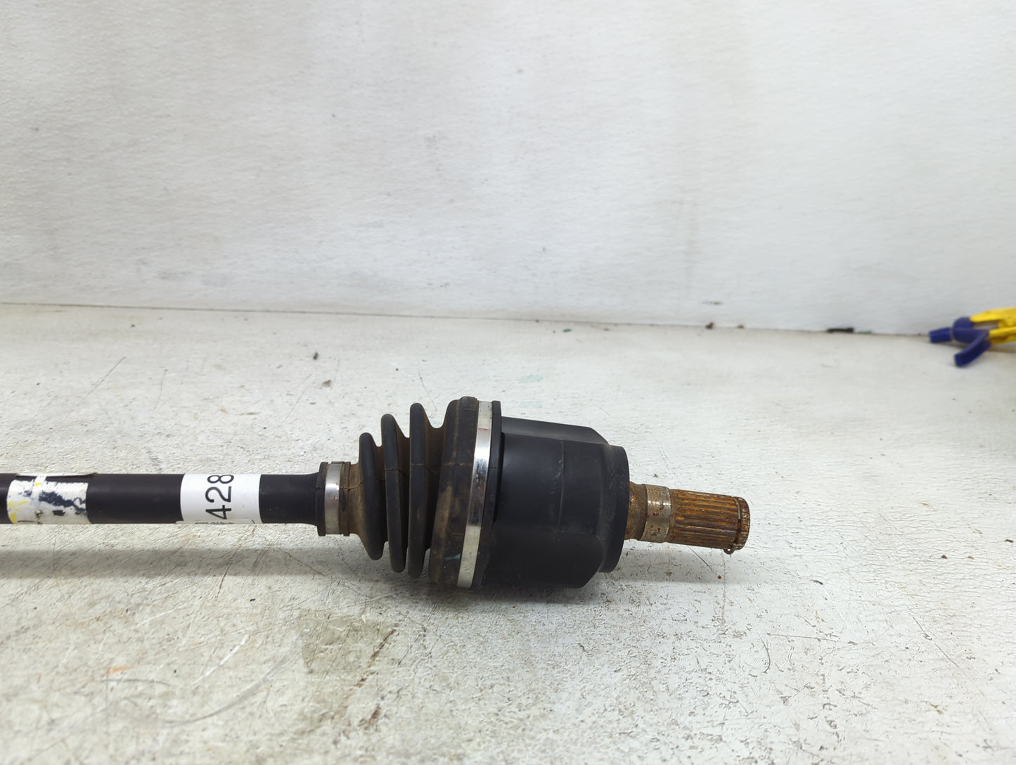 2014-2015 Kia Optima Axle Shaft Front Driver Cv C/v - Oemusedautoparts1.com