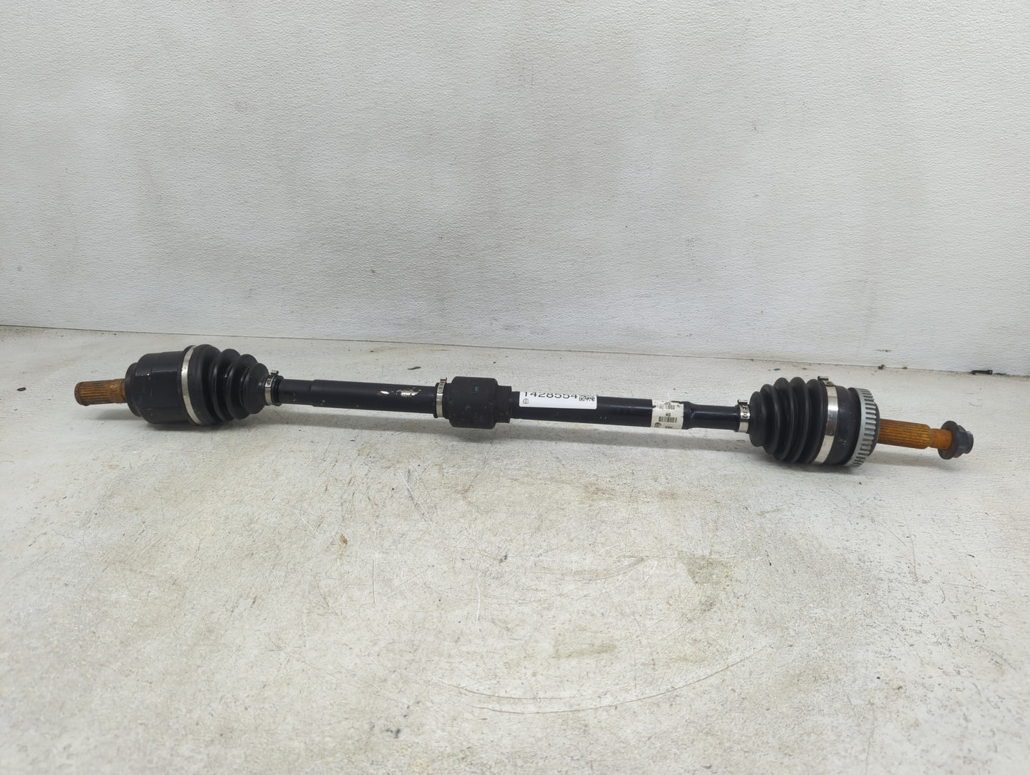2014-2015 Kia Optima Axle Shaft Front Passenger Cv C/v - Oemusedautoparts1.com