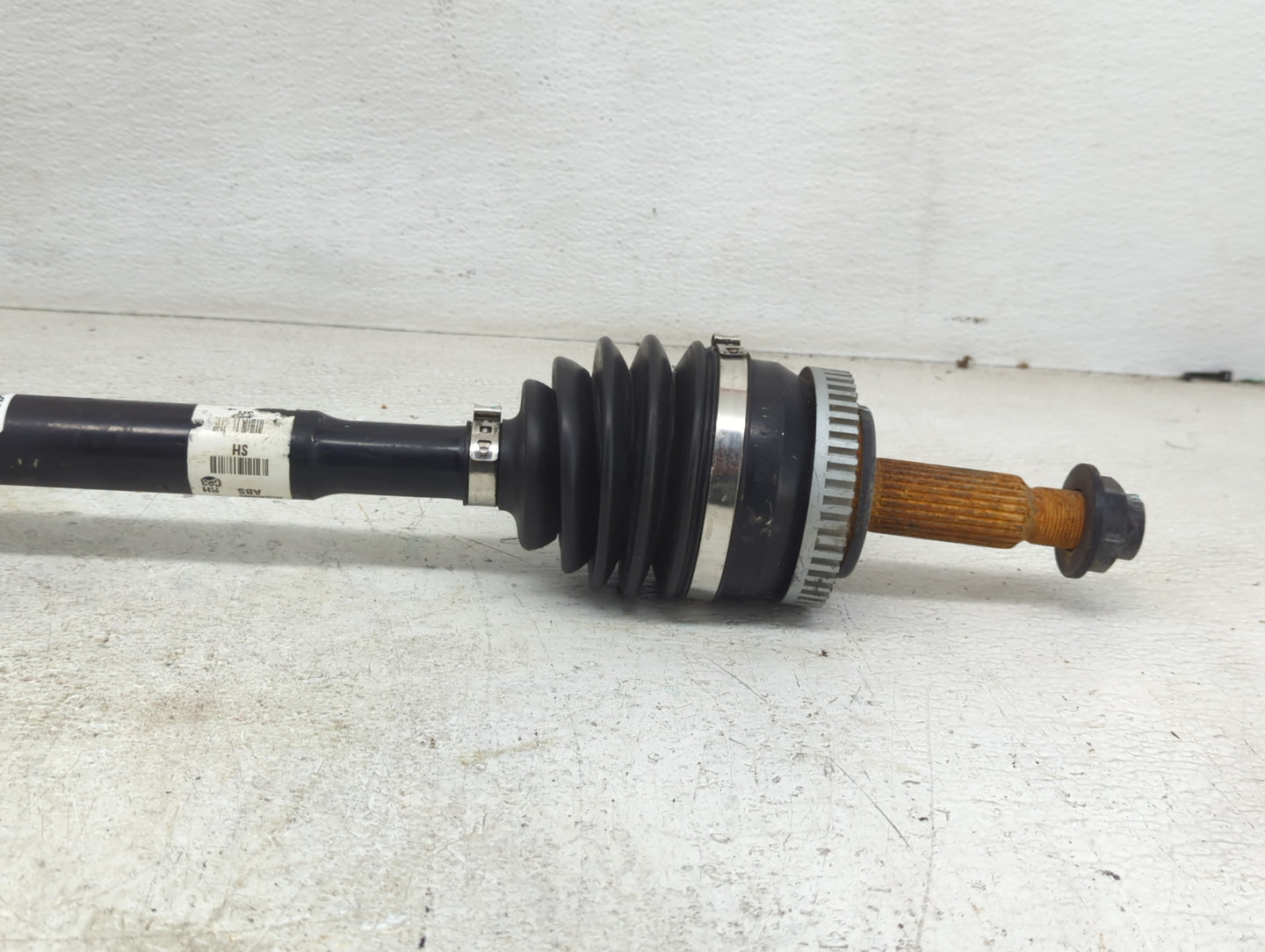 2014-2015 Kia Optima Axle Shaft Front Passenger Cv C/v - Oemusedautoparts1.com