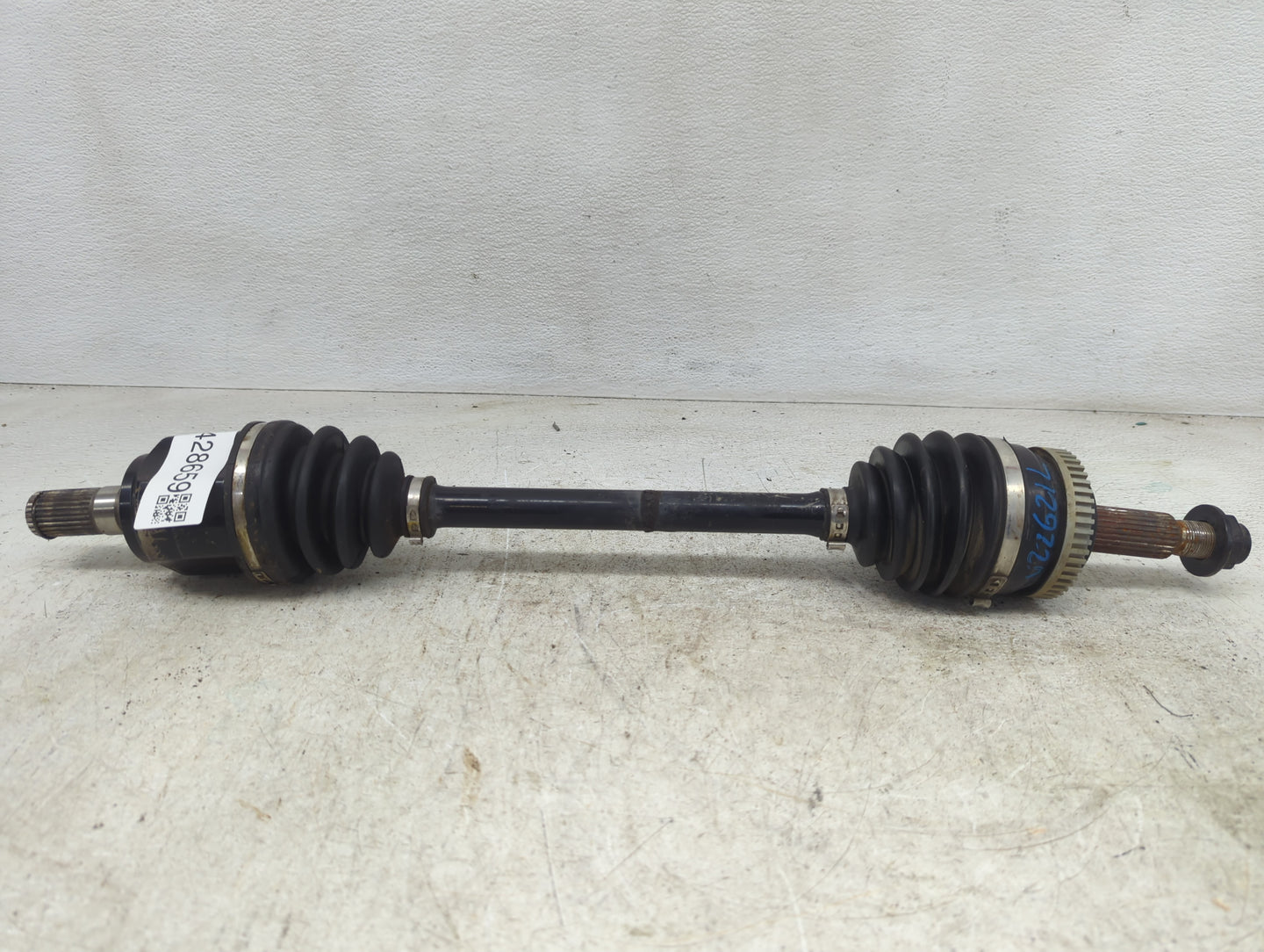 2014-2015 Kia Optima Axle Shaft Front Driver Cv C/v - Oemusedautoparts1.com