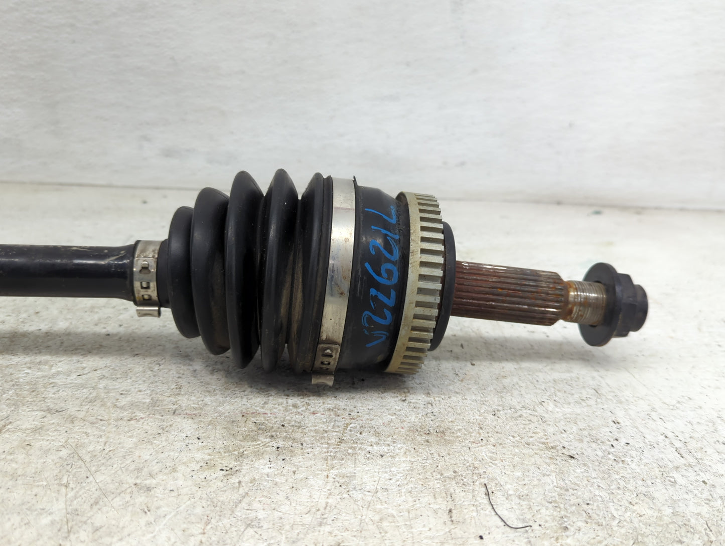 2014-2015 Kia Optima Axle Shaft Front Driver Cv C/v - Oemusedautoparts1.com
