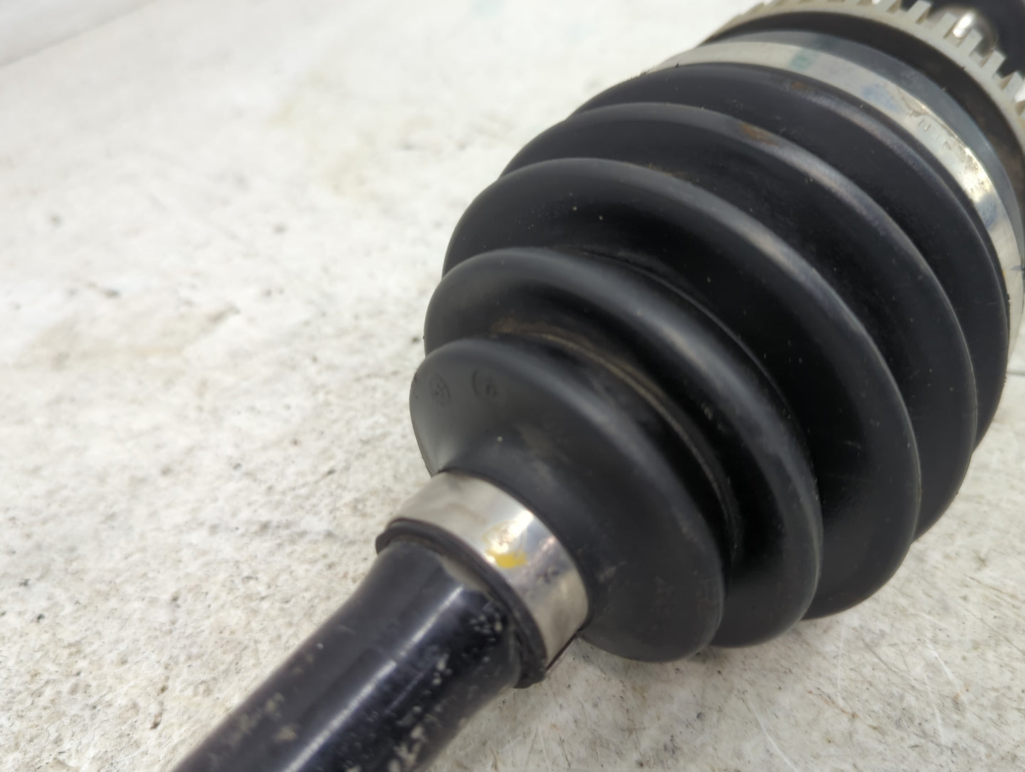 2014-2015 Kia Optima Axle Shaft Front Driver Cv C/v - Oemusedautoparts1.com