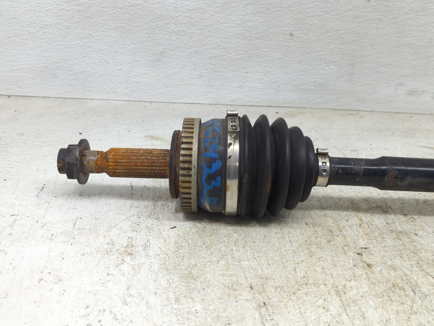 2014-2015 Kia Optima Axle Shaft Front Passenger Cv C/v - Oemusedautoparts1.com