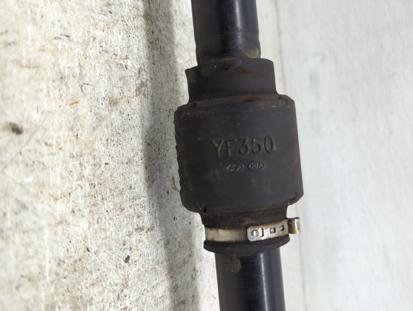 2014-2015 Kia Optima Axle Shaft Front Passenger Cv C/v - Oemusedautoparts1.com