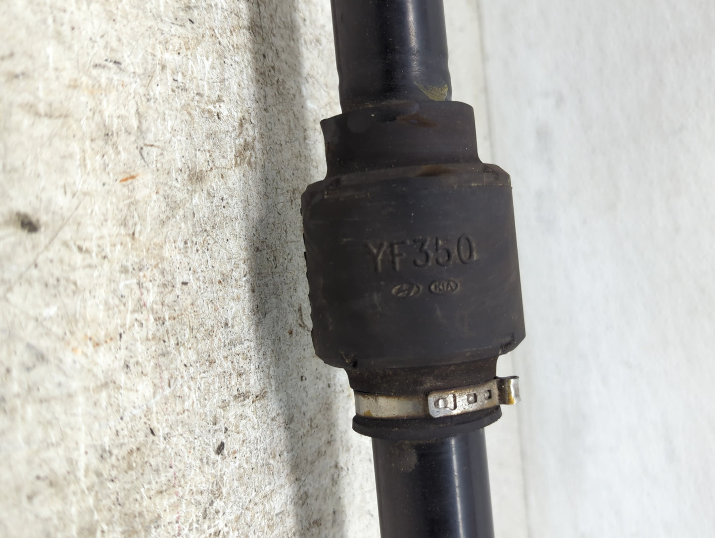 2014-2015 Kia Optima Axle Shaft Front Passenger Cv C/v - Oemusedautoparts1.com