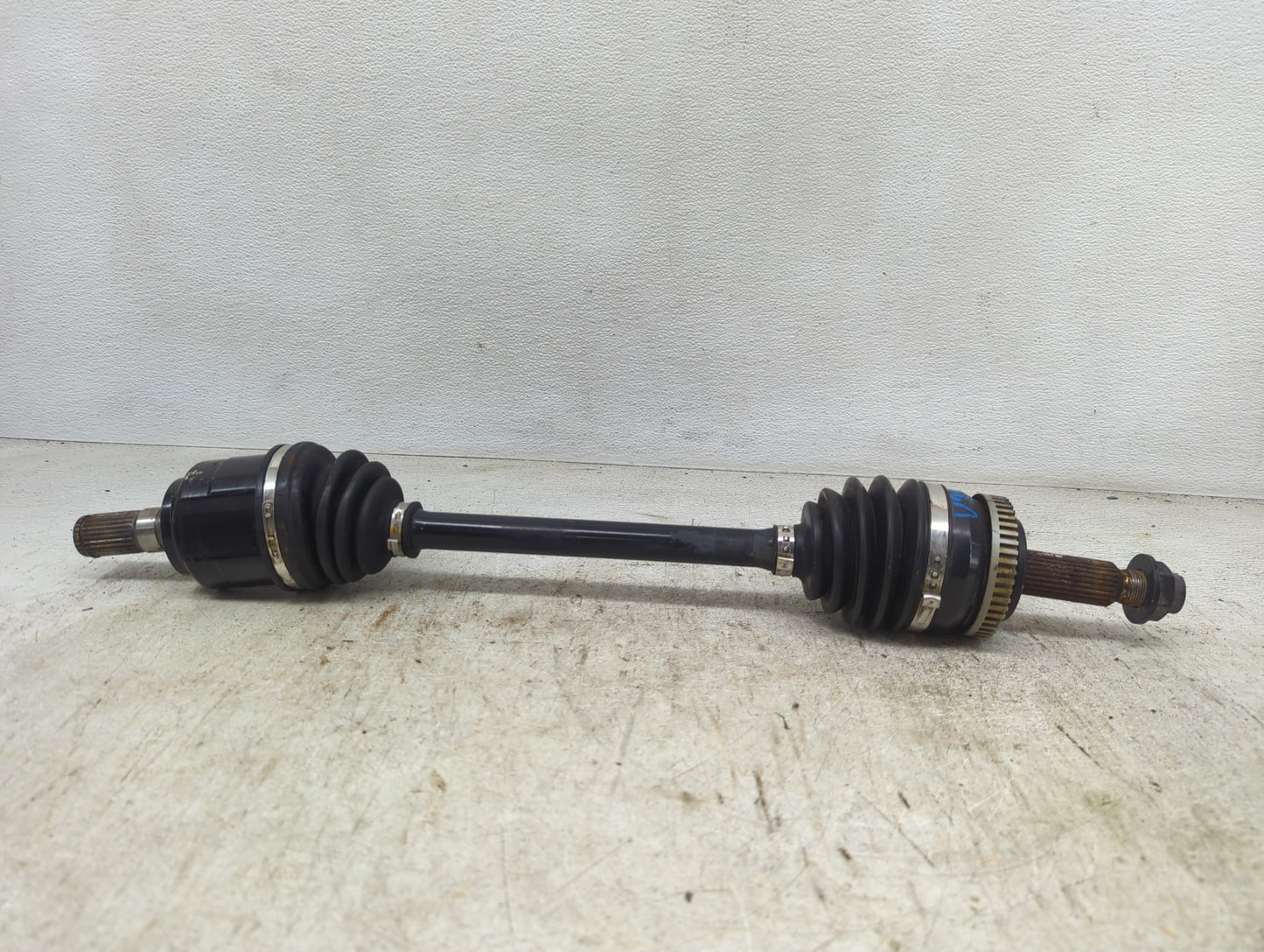 2011-2016 Kia Optima Axle Shaft Front Passenger Cv C/v - Oemusedautoparts1.com