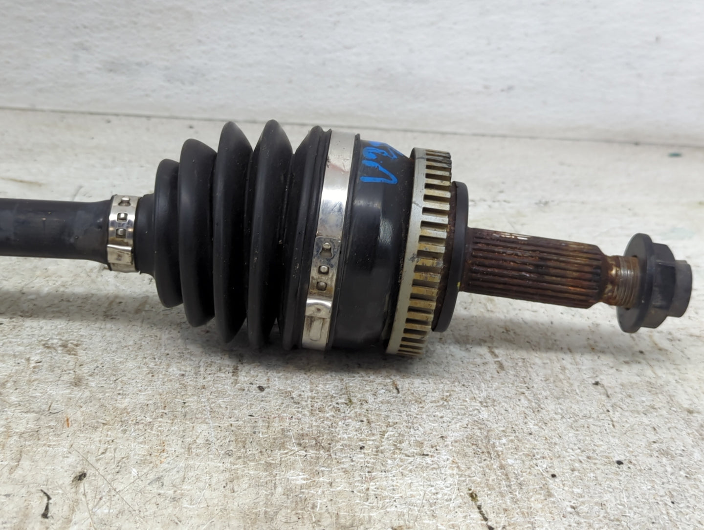 2011-2016 Kia Optima Axle Shaft Front Driver Cv C/v - Oemusedautoparts1.com