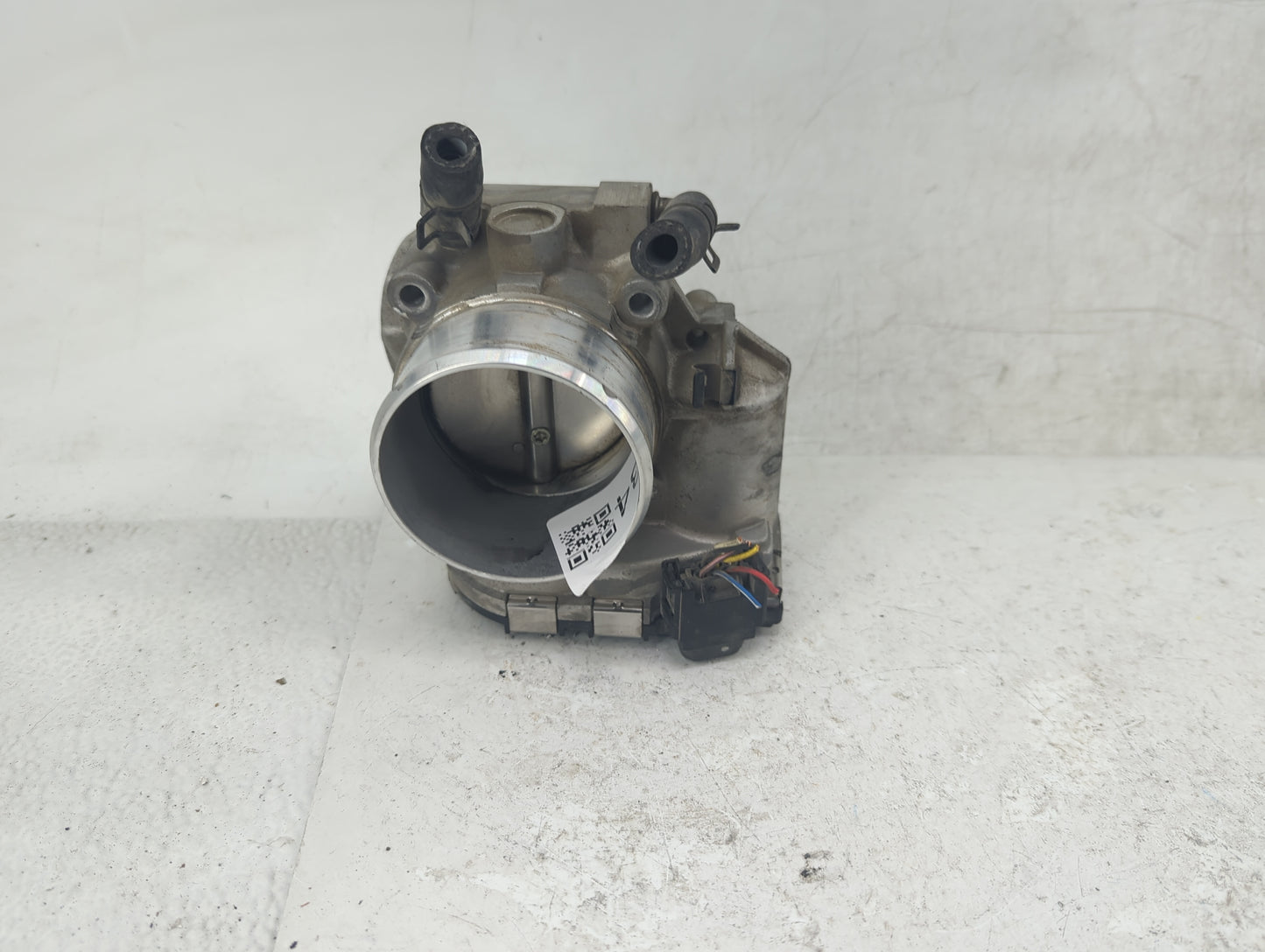 2011-2015 Kia Optima Throttle Body P/N:35100-2G700 Fits Fits 2011 2012 2013 2014 2015 2016 OEM Used Auto Parts - Oemusedauto