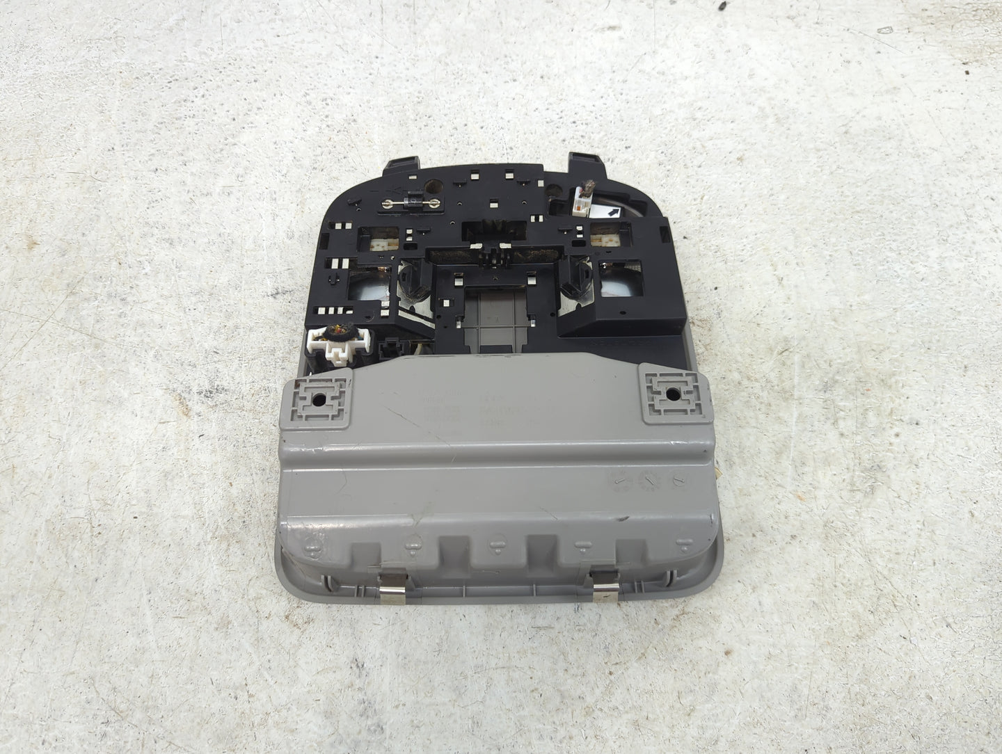 2014-2016 Kia Optima Overhead Roof Console 1430030 - Oemusedautoparts1.com