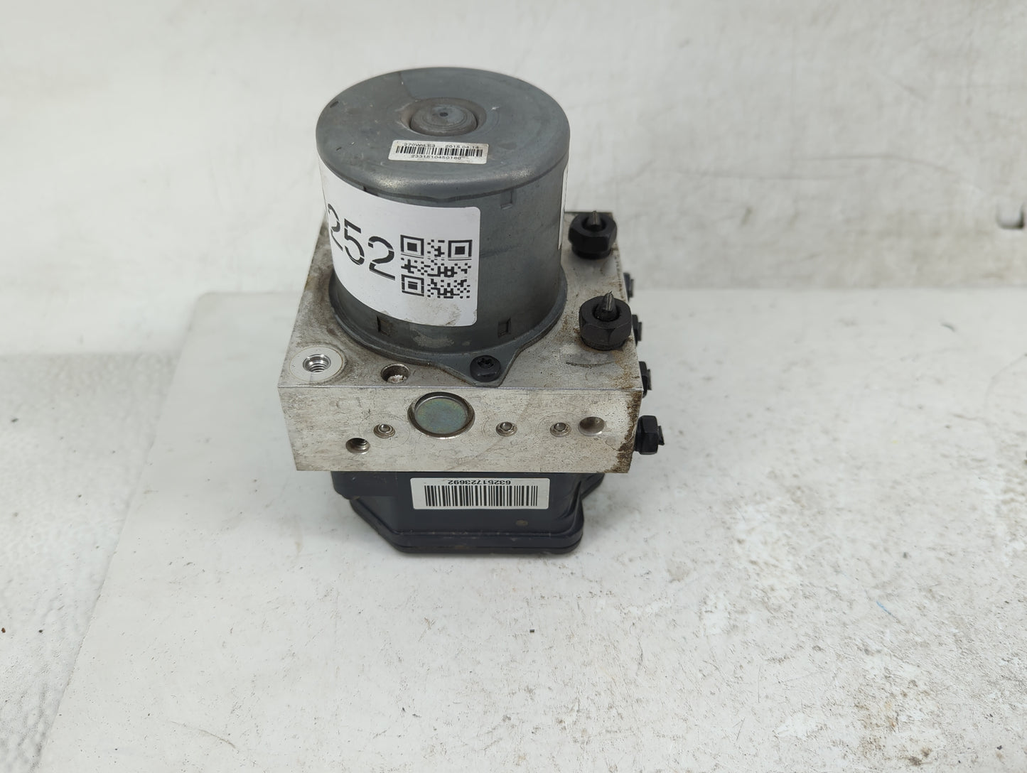 2014-2015 Kia Optima ABS Pump Control Module Replacement P/N:58920-2T870 Fits Fits 2014 2015 OEM Used Auto Parts - Oemusedau