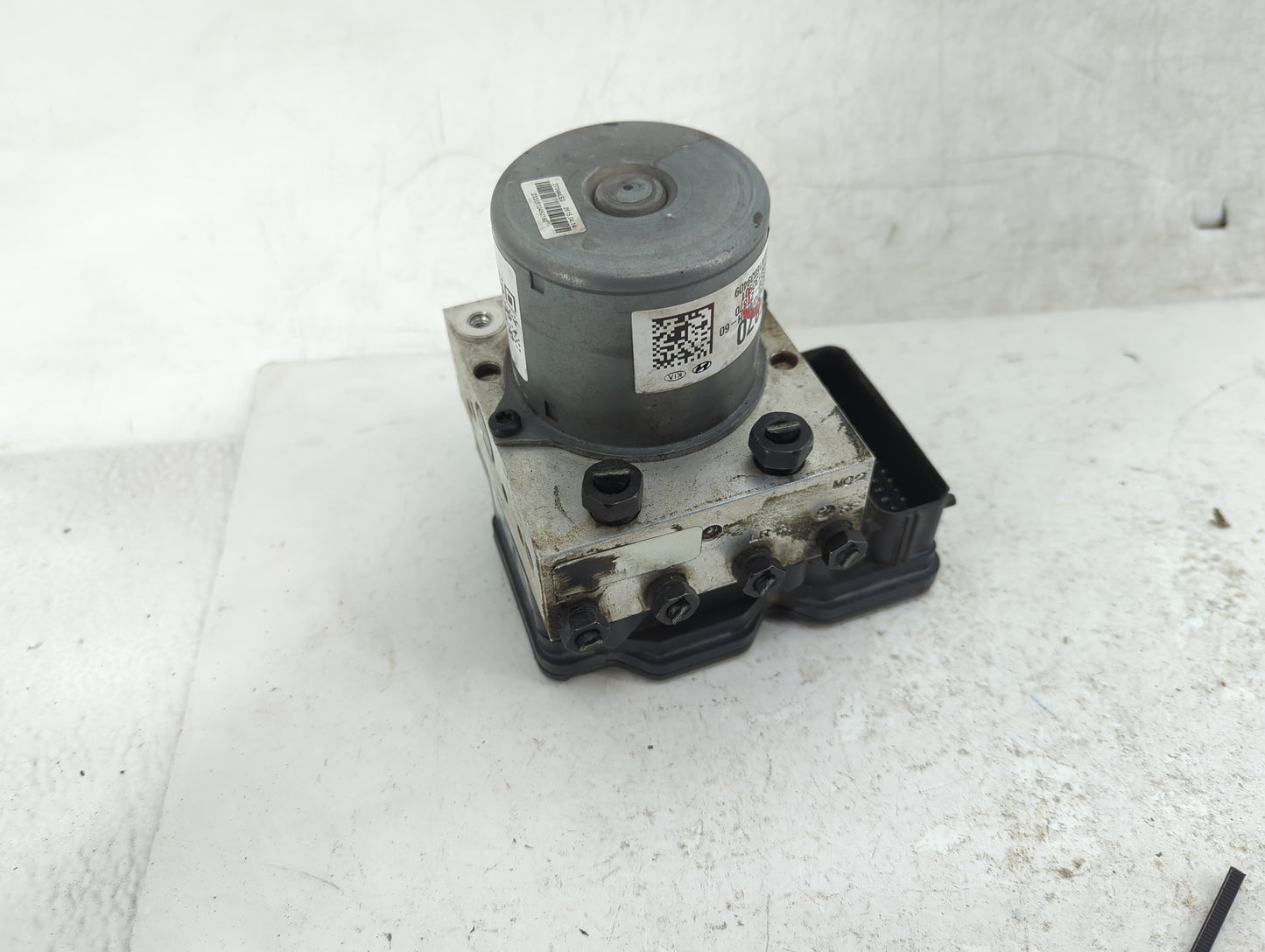 2014-2015 Kia Optima ABS Pump Control Module Replacement P/N:58920-2T870 Fits Fits 2014 2015 OEM Used Auto Parts - Oemusedau