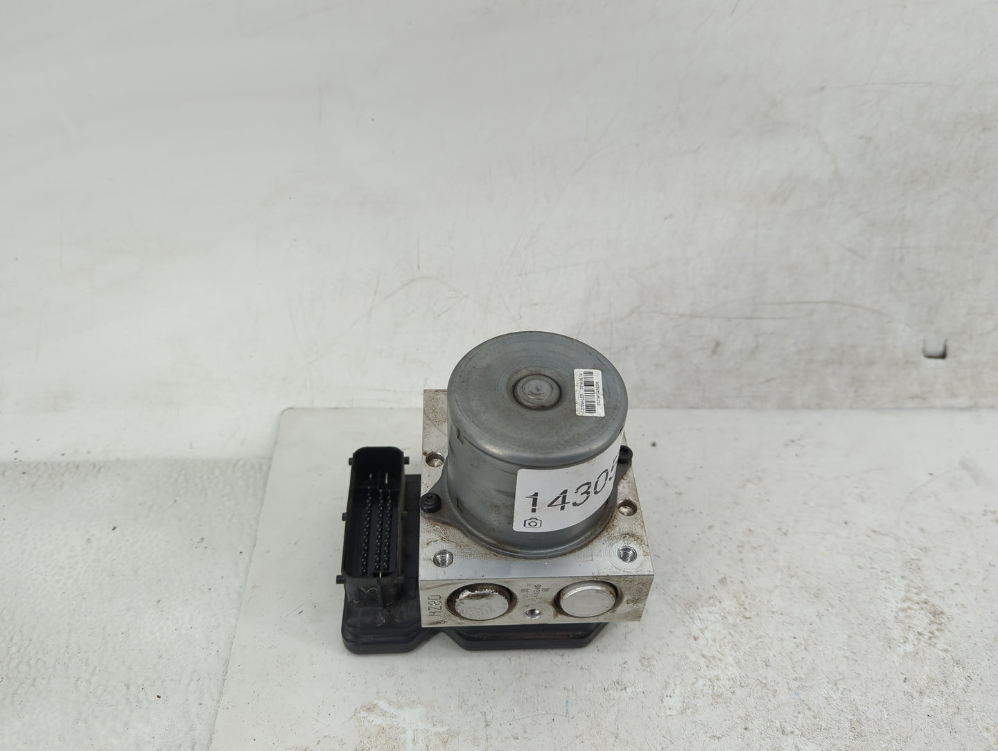 2014-2015 Kia Optima ABS Pump Control Module Replacement Fits Fits 2014 2015 OEM Used Auto Parts - Oemusedautoparts1.com