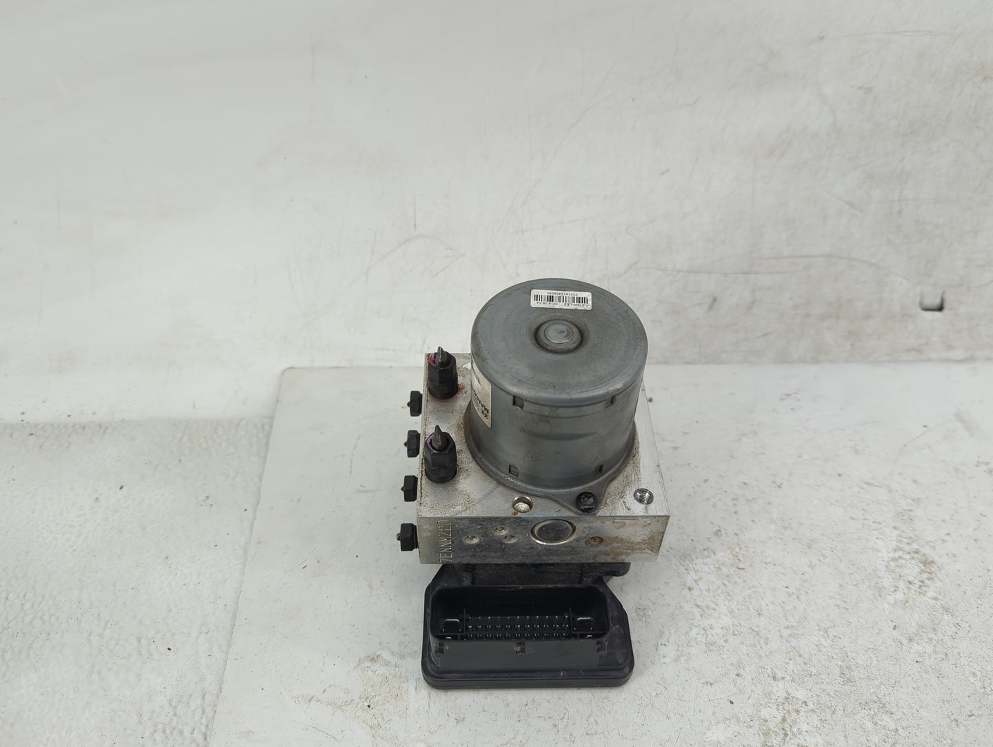 2014-2015 Kia Optima ABS Pump Control Module Replacement Fits Fits 2014 2015 OEM Used Auto Parts - Oemusedautoparts1.com